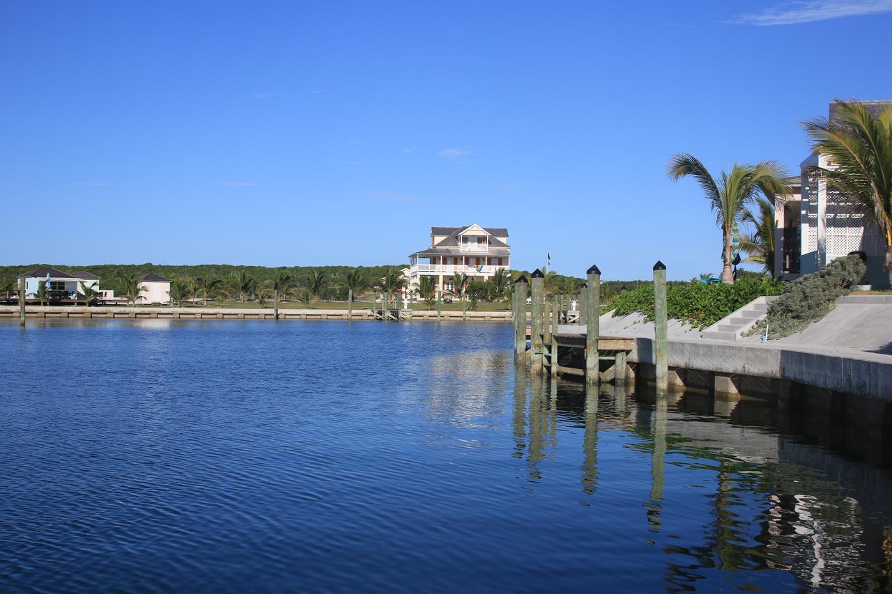 The Sandpiper Inn Crossing Rocks Exterior foto